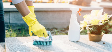 Как ухаживать за гранитным памятником: инструкция по сезонному уходу и защите камня